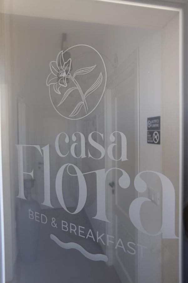 Casa Flora - Bed And Breakfast Torre San Giovanni Ugento Exterior photo